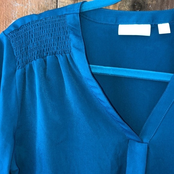 NEW York & Company Teal Blouse XS - Picture 2 of 6